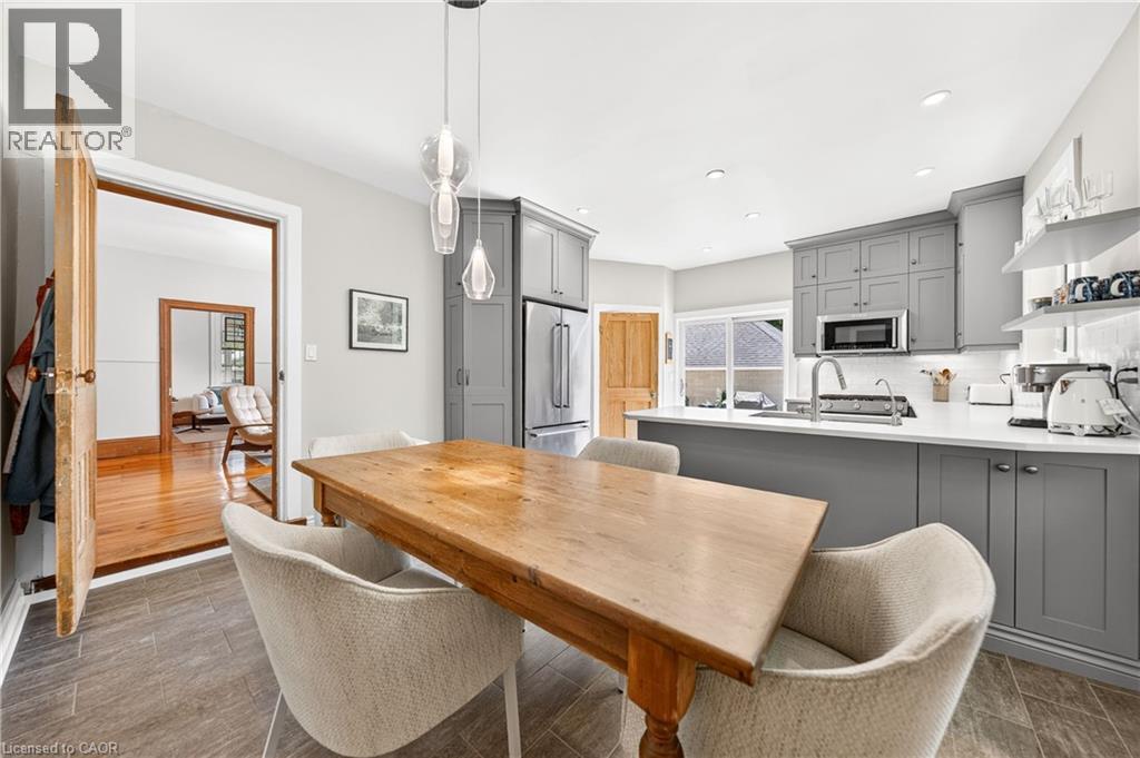 22 Sophia Street Property Photo 27