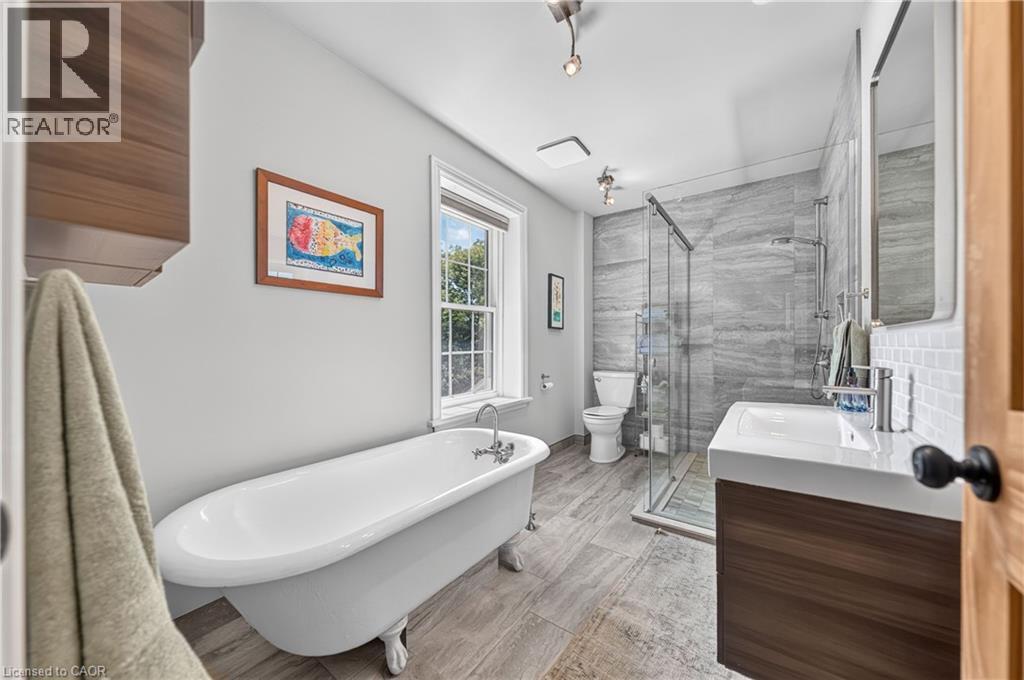 22 Sophia Street Property Photo 31