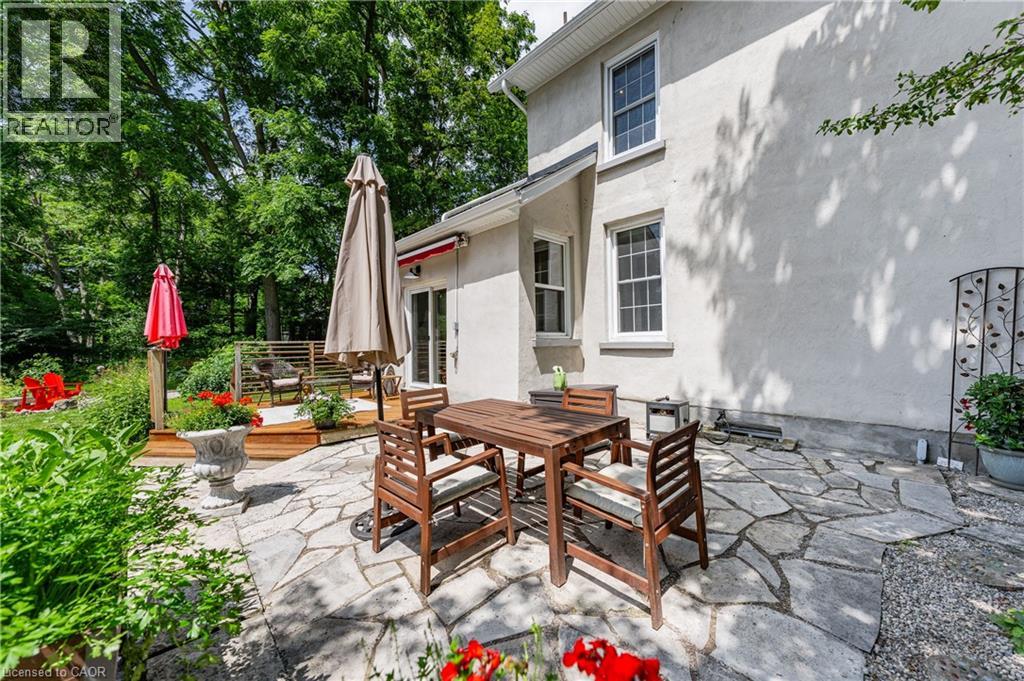 22 Sophia Street Property Photo 41