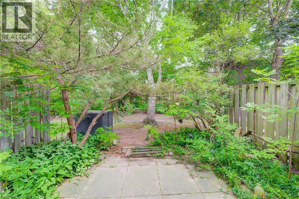 201 Silvercreek Pathway N Unit# 14 Property Photo 3
