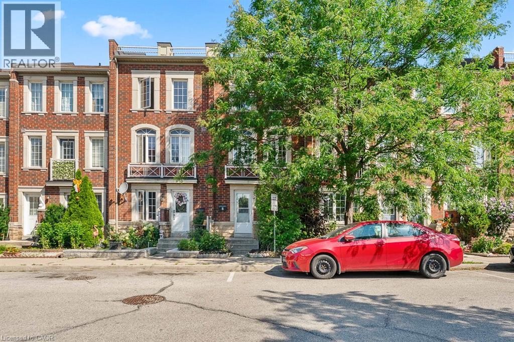 8 JIM BAIRD Mews