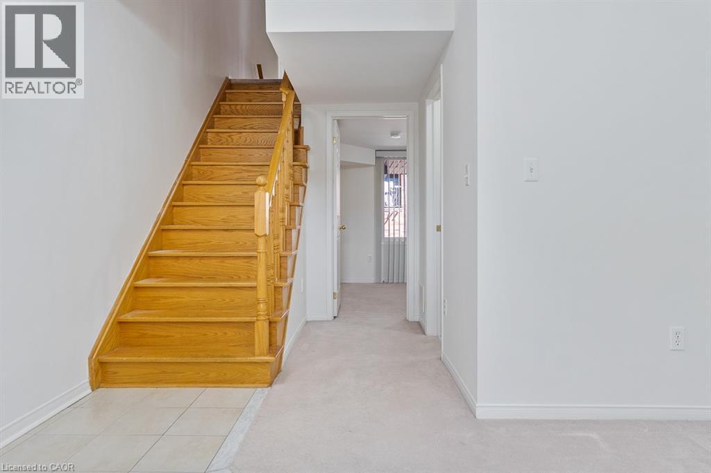 8 Jim Baird Mews Property Photo 15