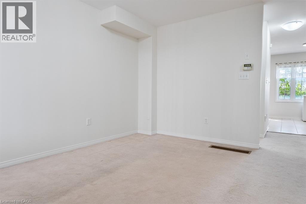 8 Jim Baird Mews Property Photo 24