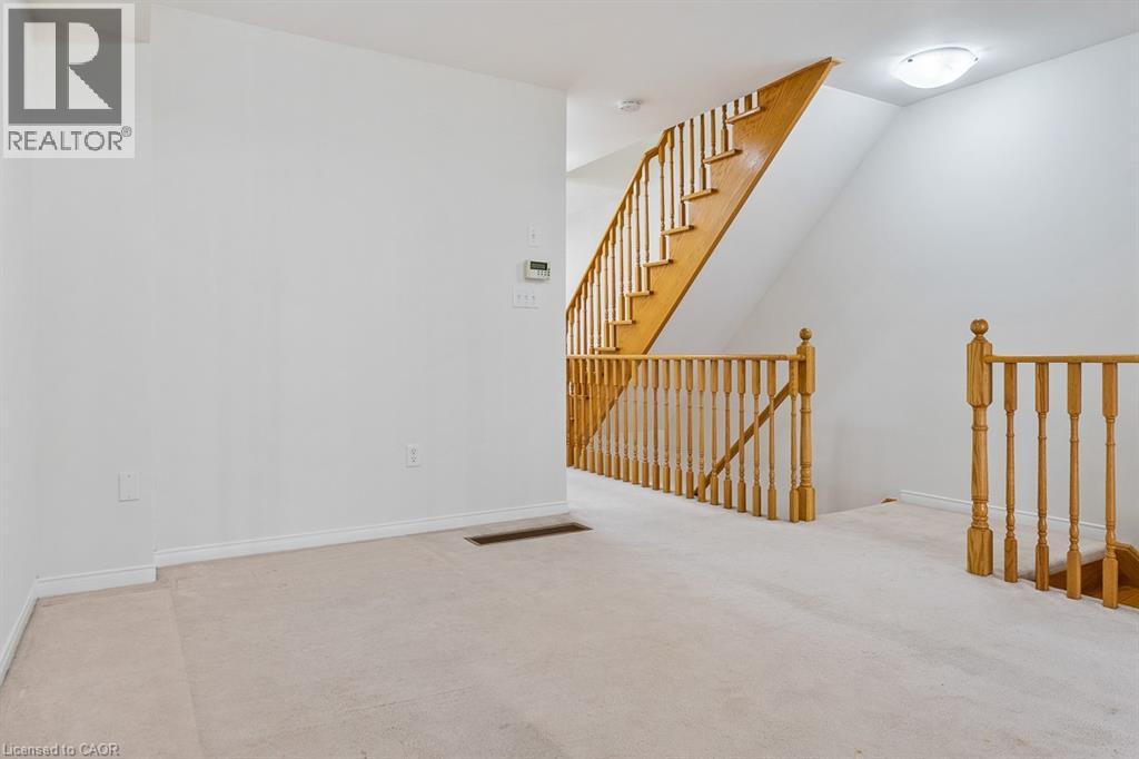 8 Jim Baird Mews Property Photo 25