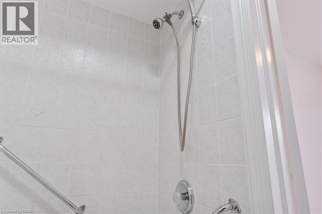 8 Jim Baird Mews Property Photo 39