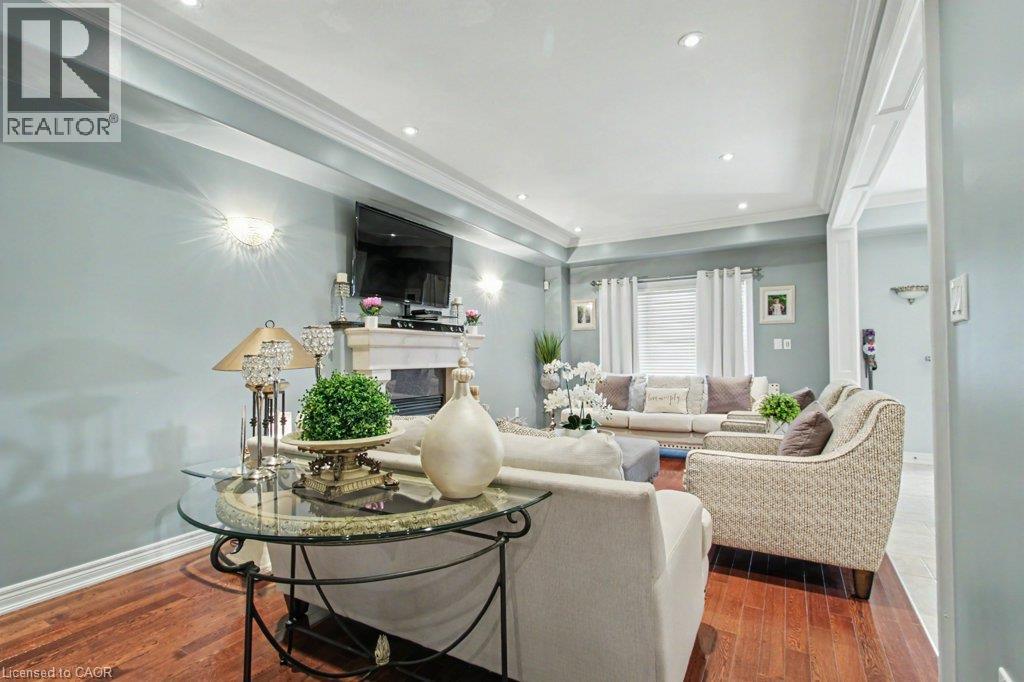 284 Normanhurst Avenue Property Photo 17