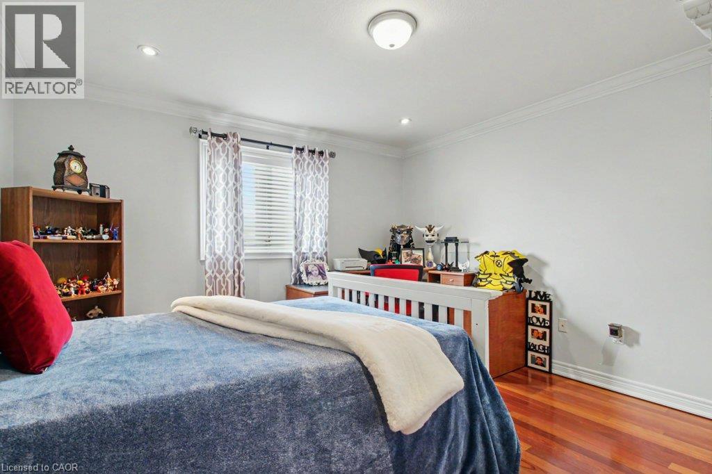 284 Normanhurst Avenue Property Photo 28