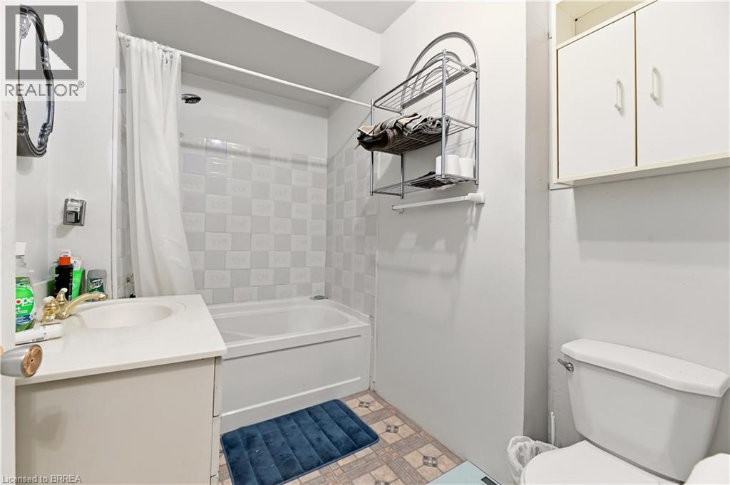 13 Usher Street Property Photo 8
