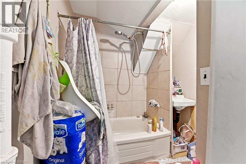 13 Usher Street Property Photo 18
