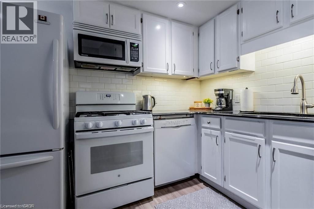 3774 Mathewson Avenue Unit# Bsmt(lower) Property Photo 8