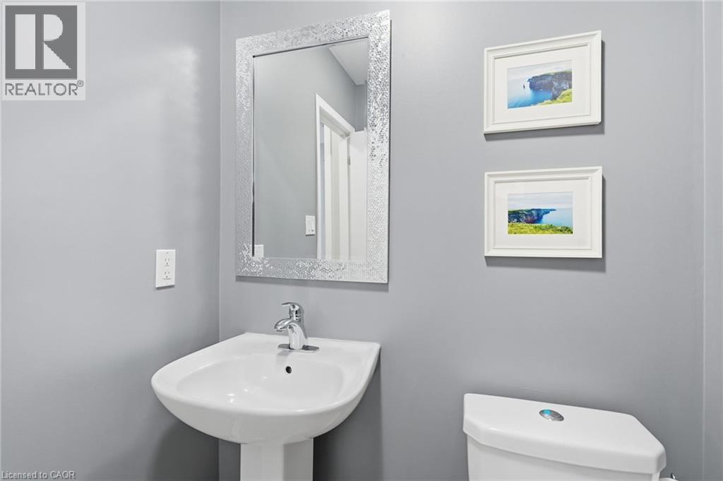 221 Nisbet Boulevard Property Photo 16