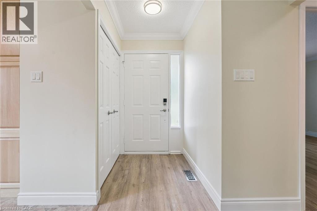 311 George Street N Unit# 4 Property Photo 6