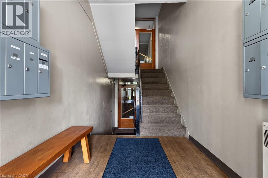 60 Robinson Street Unit# 104 Property Photo 18