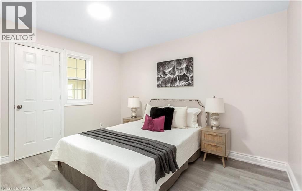 176 Samuelson Street Property Photo 19