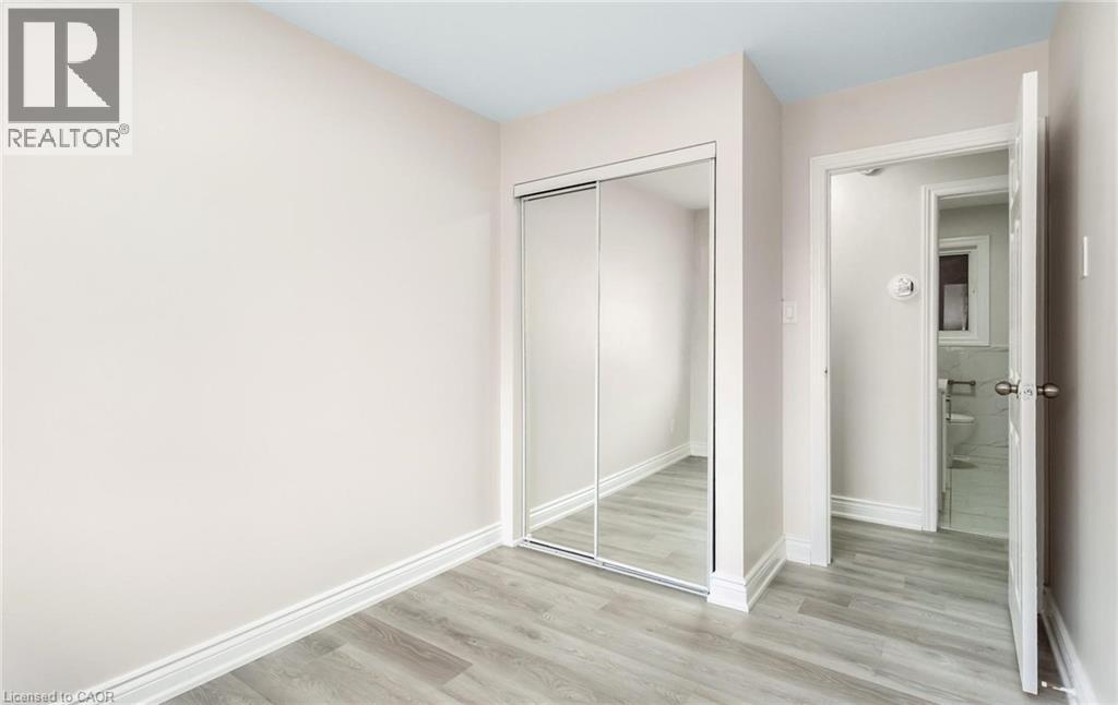 176 Samuelson Street Property Photo 23