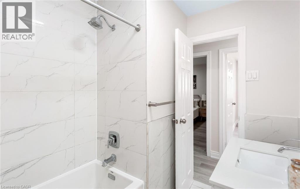 176 Samuelson Street Property Photo 26