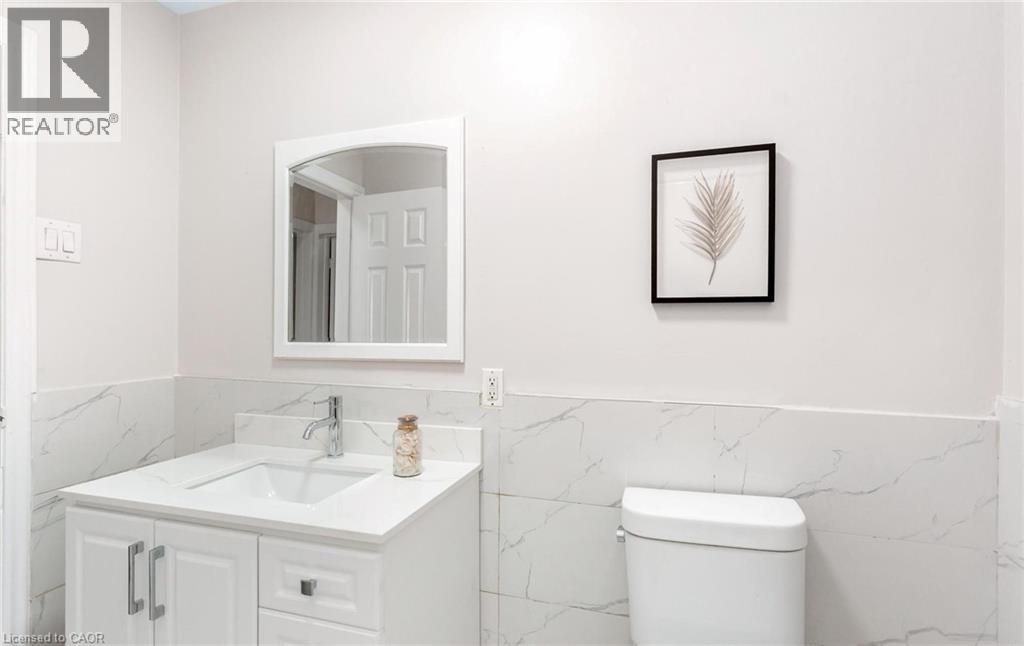 176 Samuelson Street Property Photo 27
