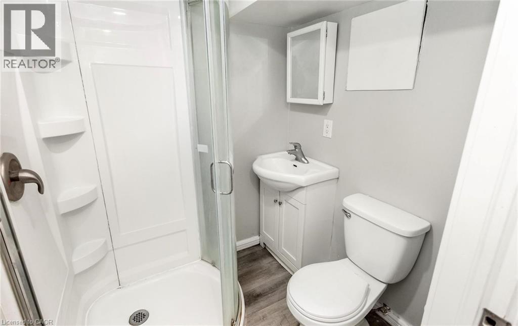 176 Samuelson Street Property Photo 44