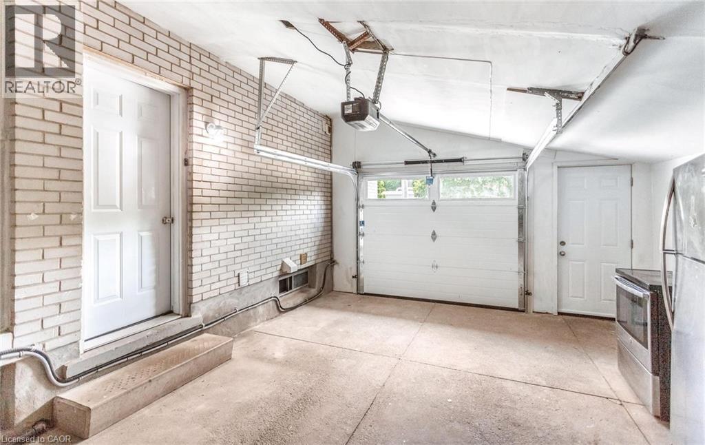 176 Samuelson Street Property Photo 47