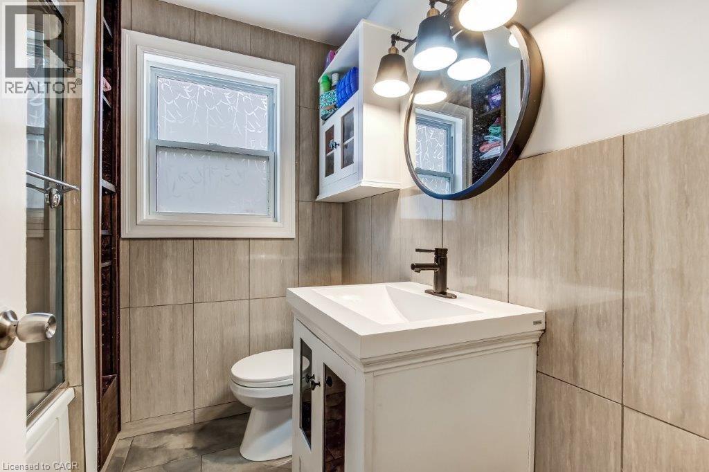 12 Pansy Avenue Property Photo 8