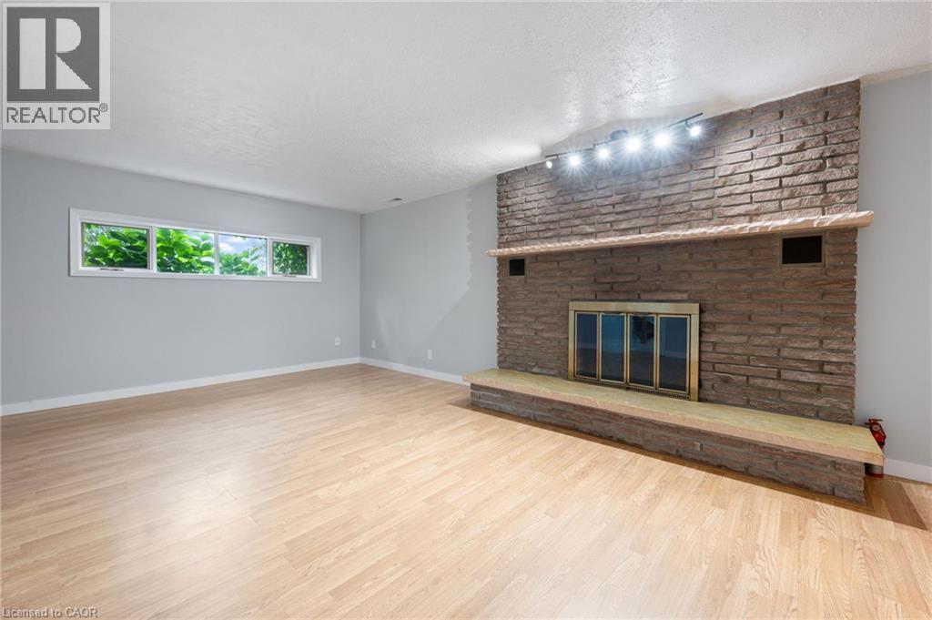 11 Glenda Street Property Photo 11