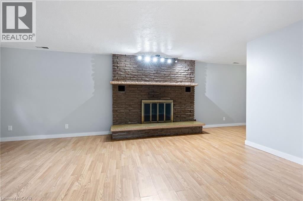 11 Glenda Street Property Photo 12