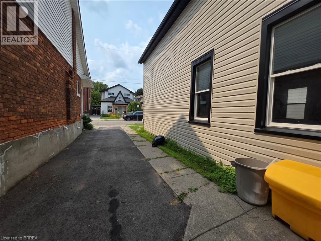 109 Sydenham Street Property Photo 6