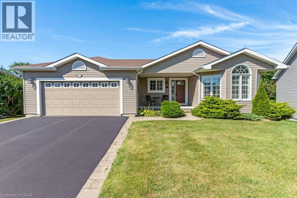 228 Glenariff Drive Property Photo 1