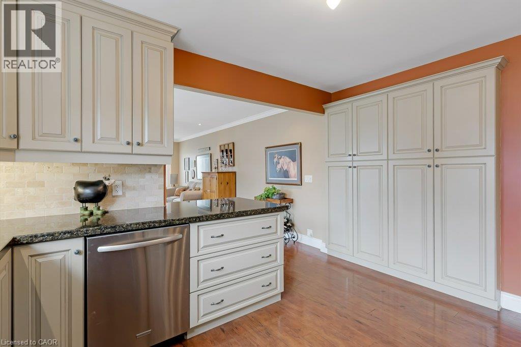 228 Glenariff Drive Property Photo 15