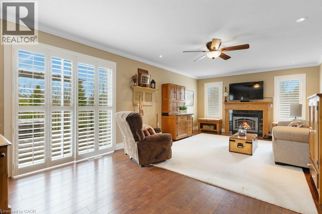 228 Glenariff Drive Property Photo 17