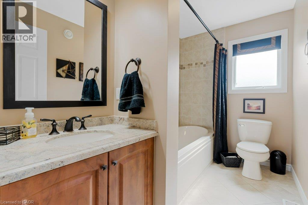 228 Glenariff Drive Property Photo 28