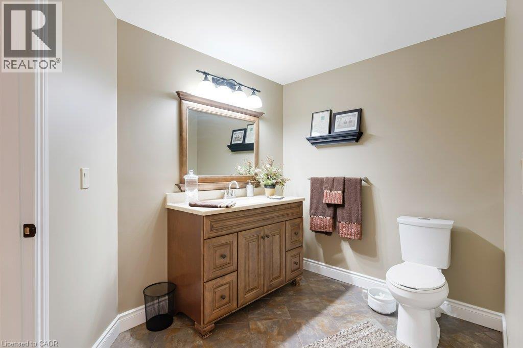 228 Glenariff Drive Property Photo 32