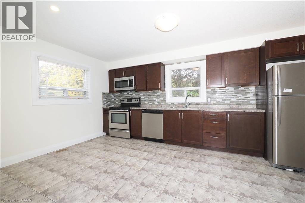207 Sheldon Avenue N Property Photo 10