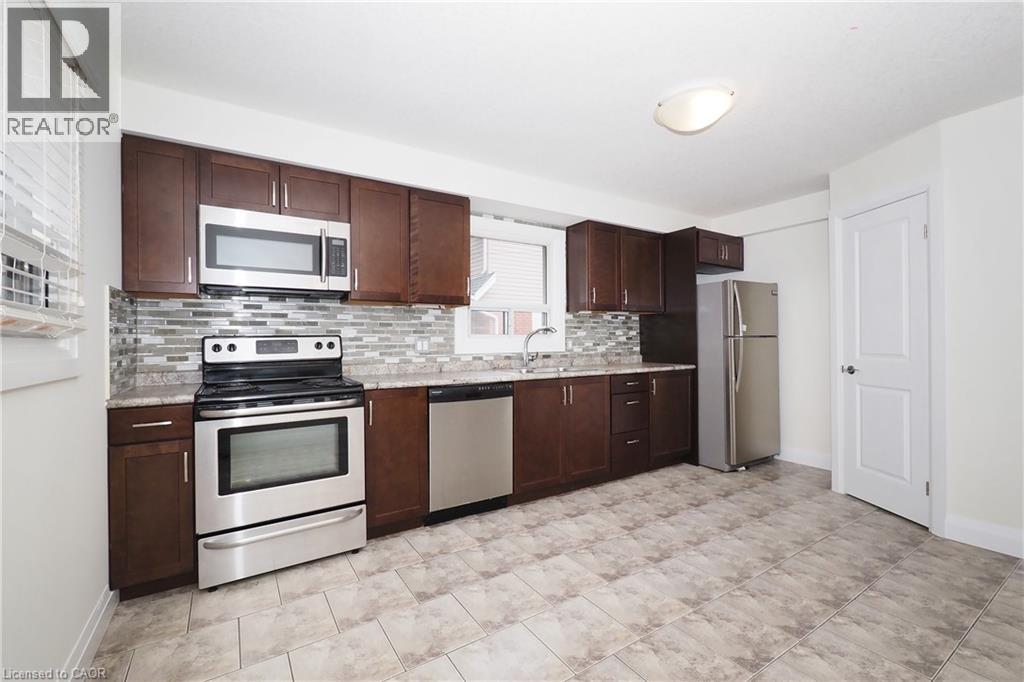 207 Sheldon Avenue N Property Photo 11
