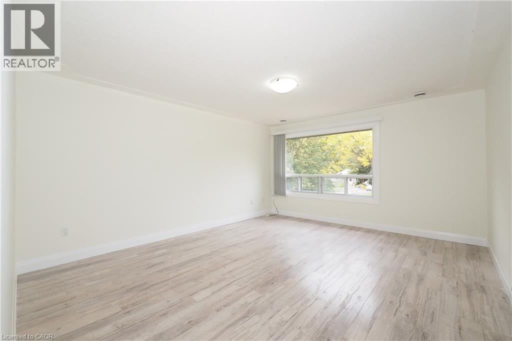 207 Sheldon Avenue N Property Photo 19