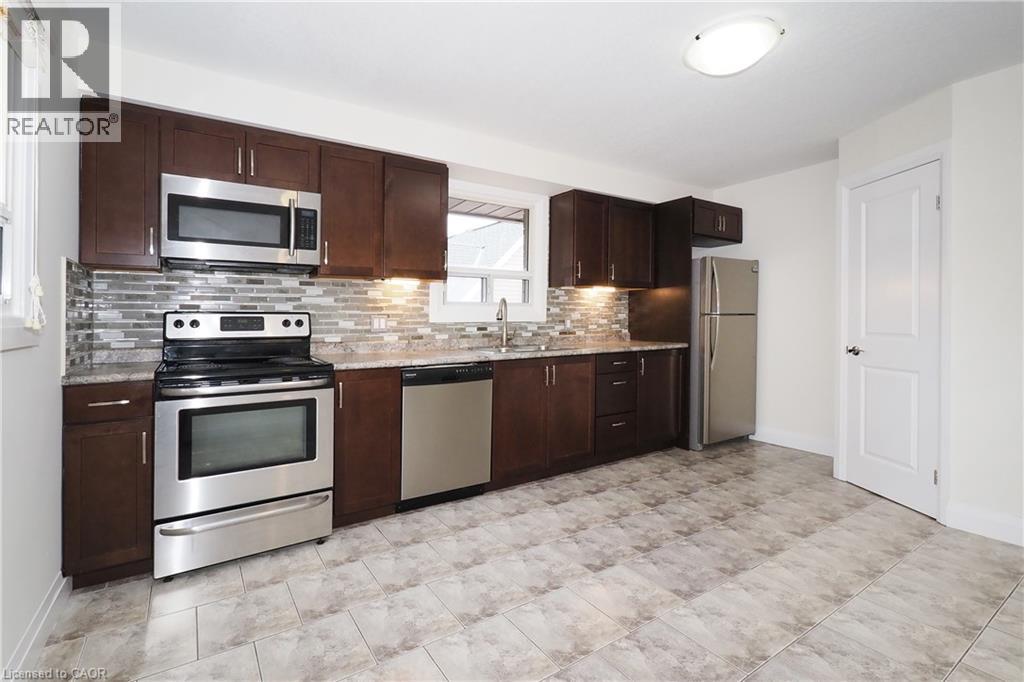207 Sheldon Avenue N Property Photo 24