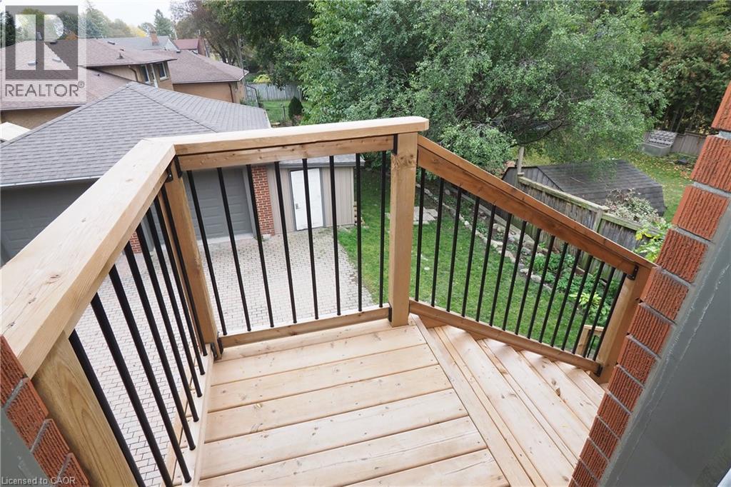 207 Sheldon Avenue N Property Photo 29