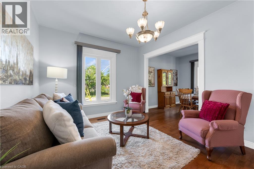 50 Strathcona Avenue Property Photo 11