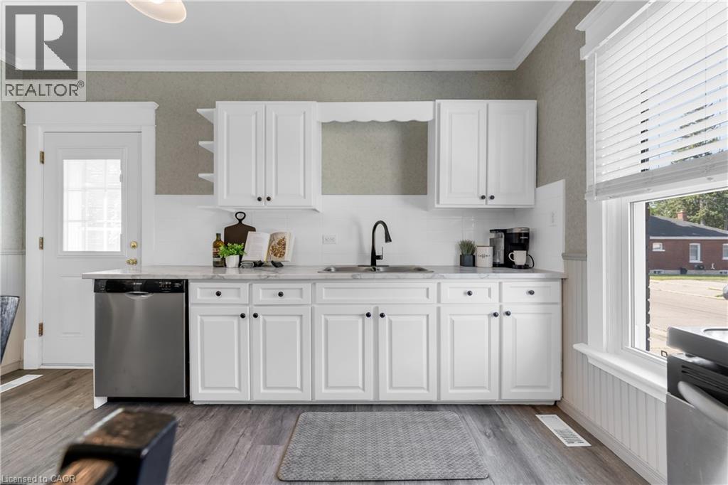 50 Strathcona Avenue Property Photo 19