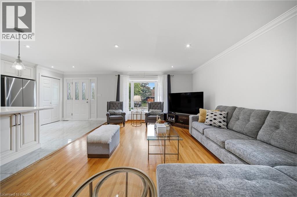 6346 Neuchatel Road Property Photo 10