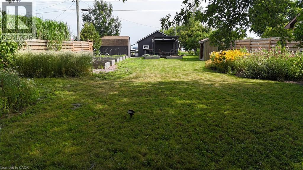 39 Blue Water Parkway Property Photo 7