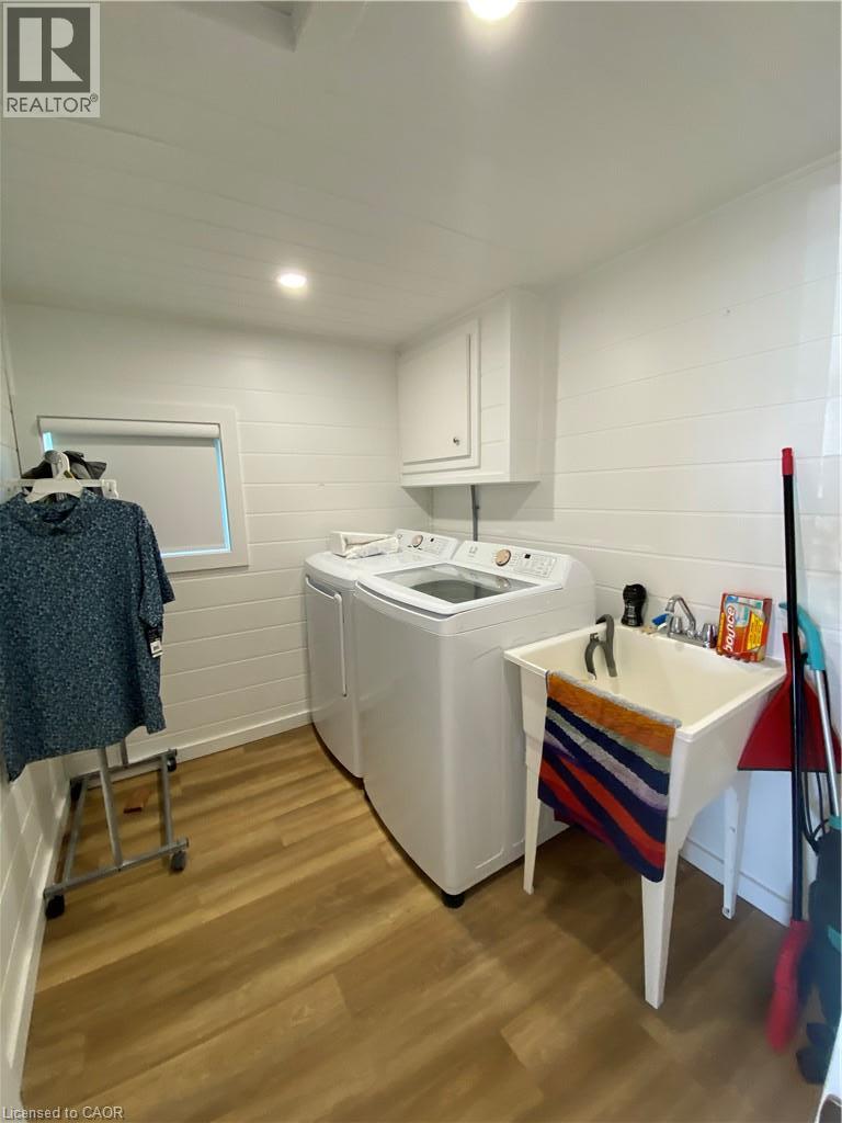 39 Blue Water Parkway Property Photo 14