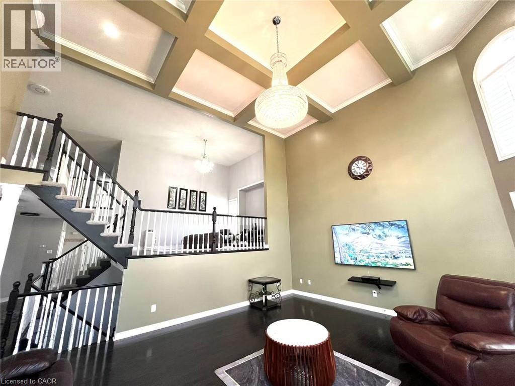7 Tandem Court Property Photo 15