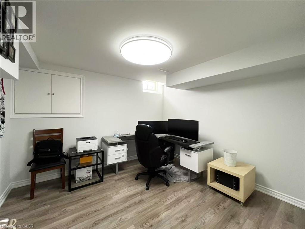 7 Tandem Court Property Photo 32
