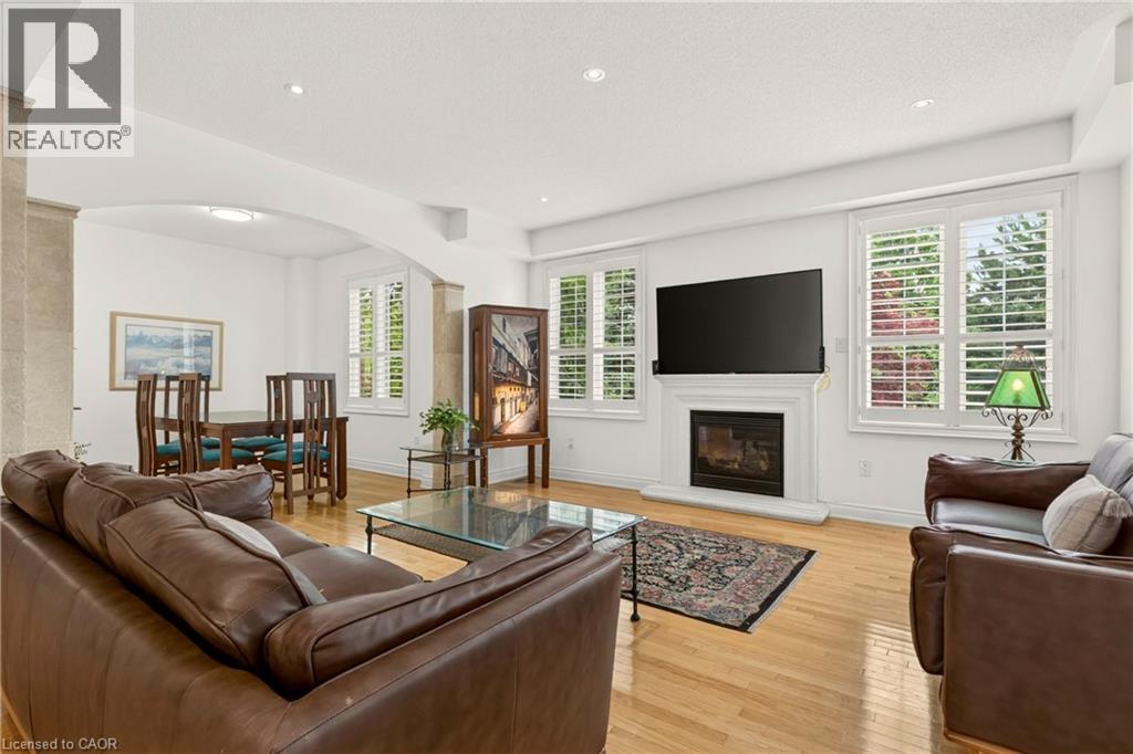215 Burloak Drive Property Photo 16