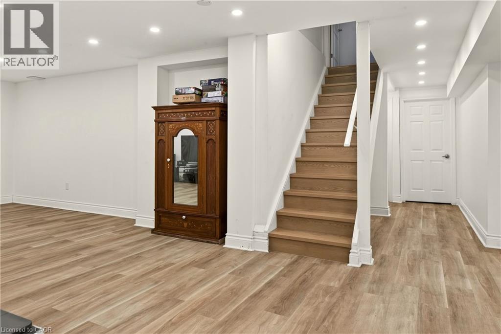 215 Burloak Drive Property Photo 39