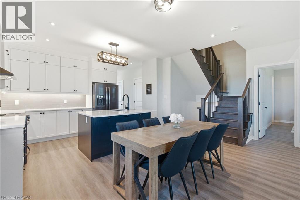 119 Midland Place Property Photo 4