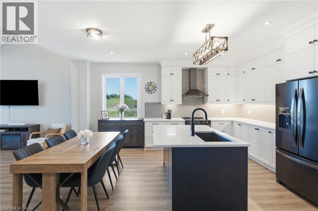 119 Midland Place Property Photo 6