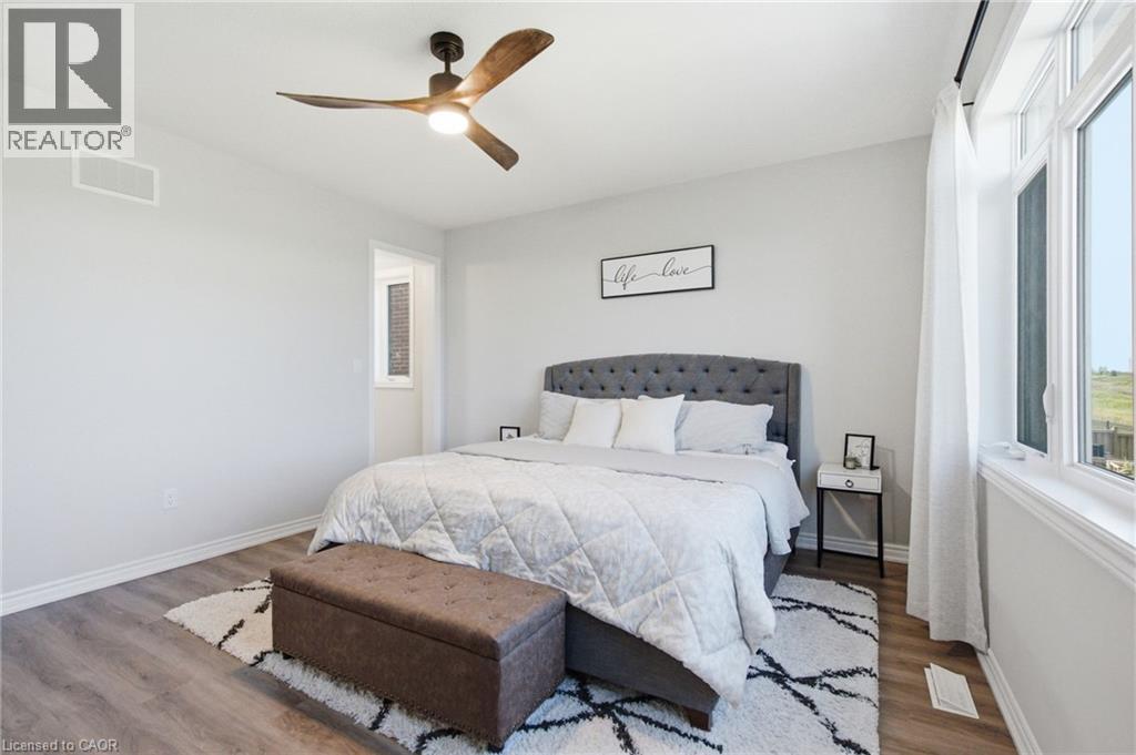 119 Midland Place Property Photo 13