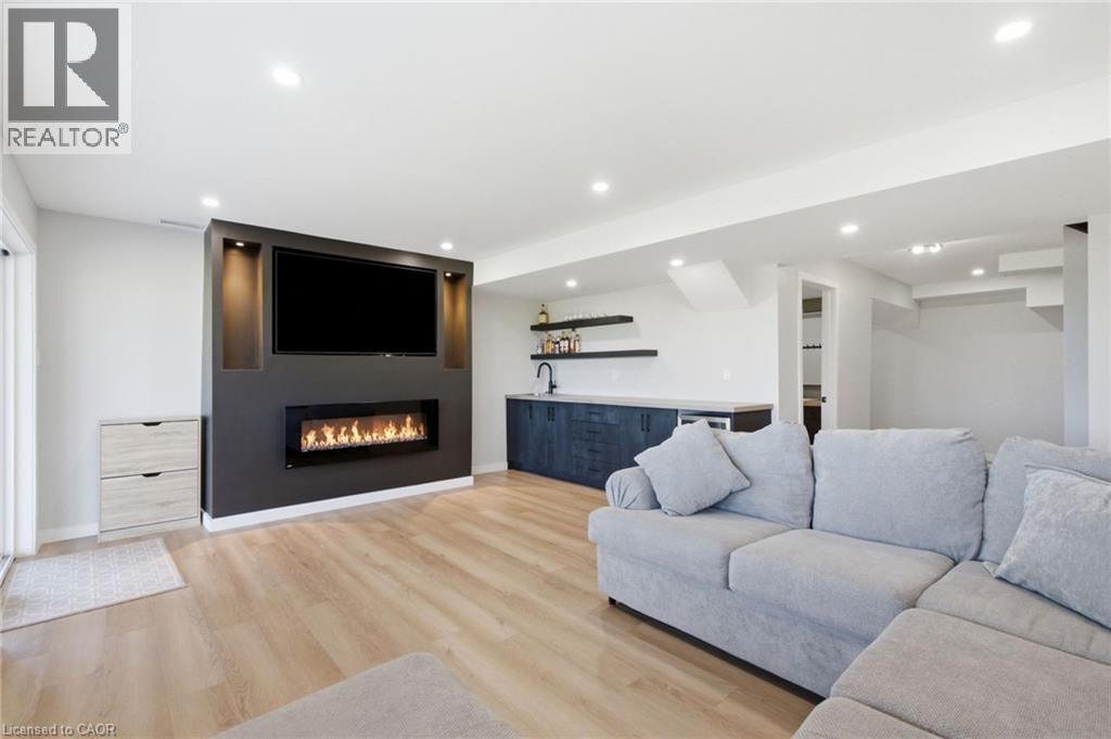 119 Midland Place Property Photo 25